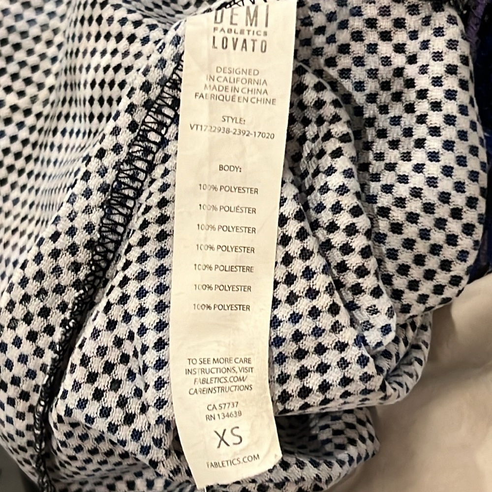 Fabletics Demi Lovato Damara Vest - Picture 10 of 10